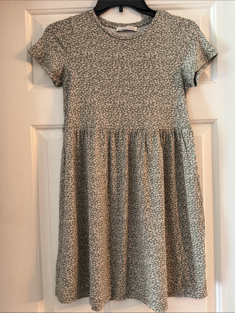 Pull&Bear Sage Green Floral Short Sleeve Dress